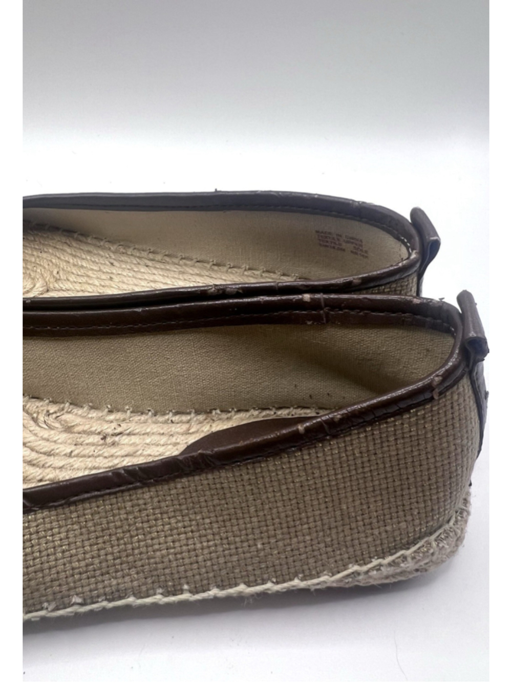 Michael Kors Hastings Espadrille Flats Womens 8 Brown Tan Canvas Gold Logo Shoes - Picture 4 of 9